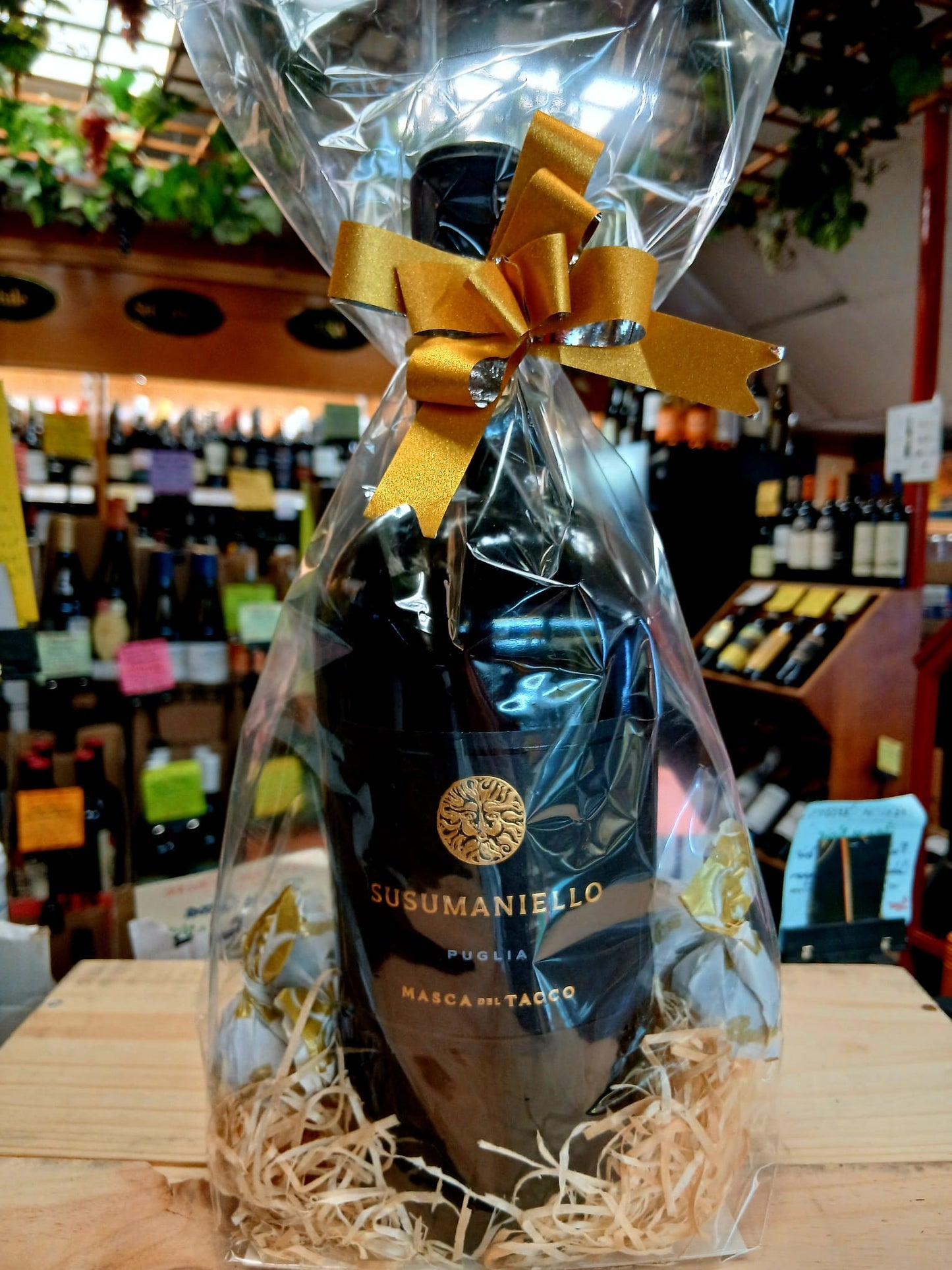 Wine and Truffle Gift Mini Hamper Susumaniello